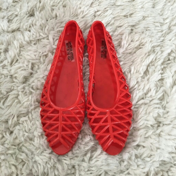 ISO - Picture 2 of 2